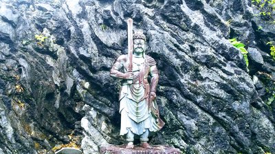 🏞️ 선사 봉우리 사찰 (젠지부지) 이미지 2